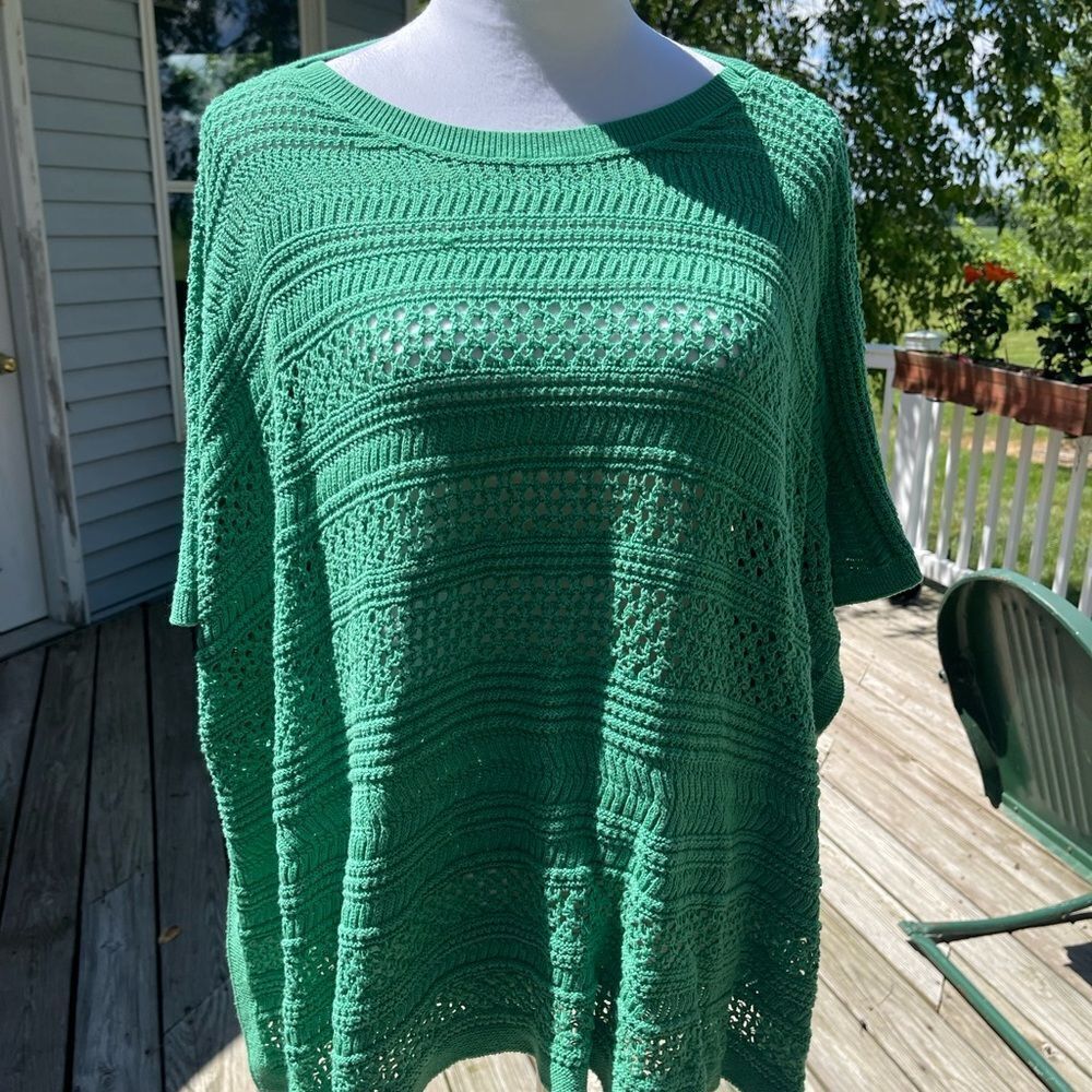 J.JILL KELLY GREEN CROCHET TOPPER BEAUTIFULLY MADE ALL SEASONS PONCHO STYLE OS